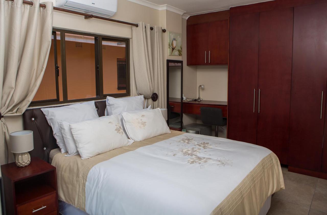 Dyna Guest House Durban Esterno foto