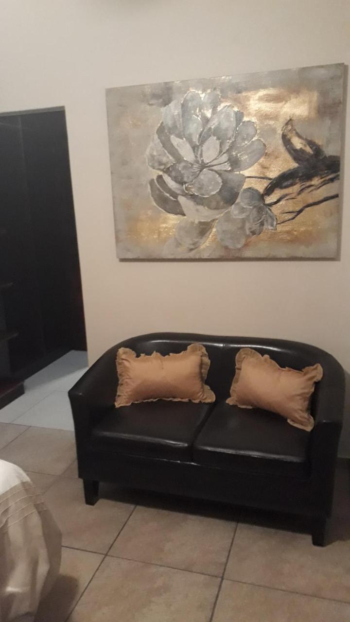 Dyna Guest House Durban Esterno foto