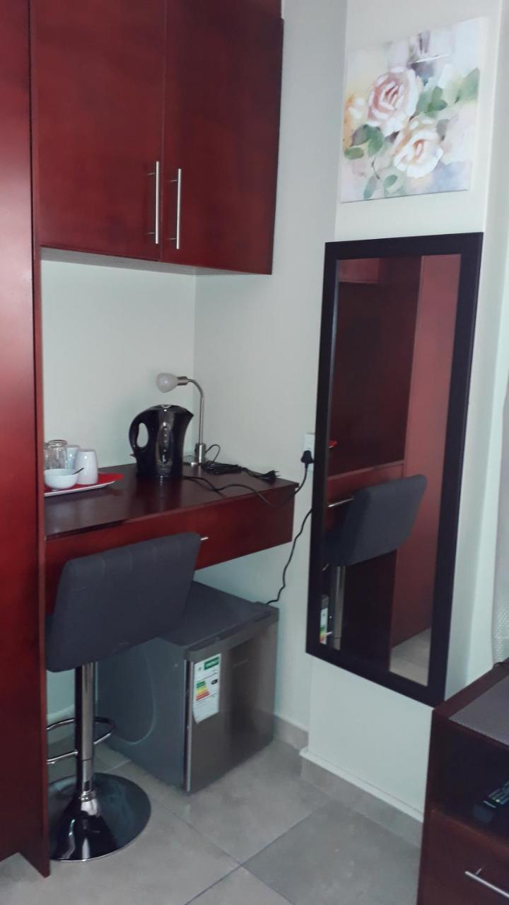 Dyna Guest House Durban Esterno foto